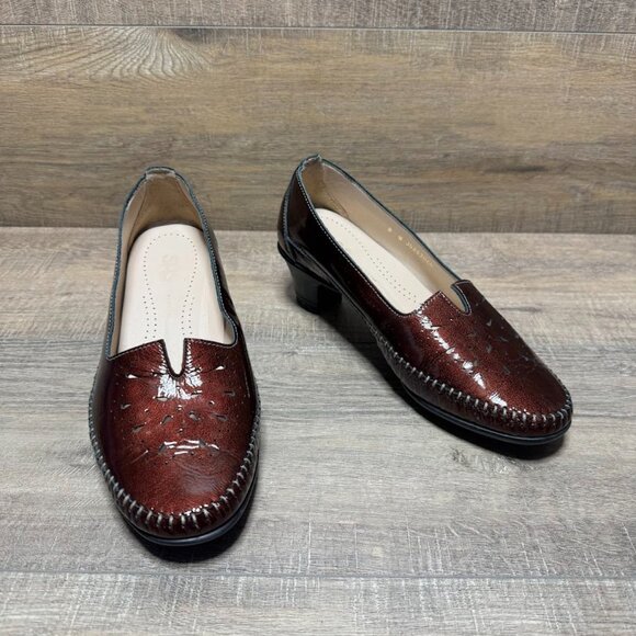 SAS Sonyo Bordo Red Patent Leather Slip On Low Heel Pumps Women's Size 8 - Picture 6 of 7